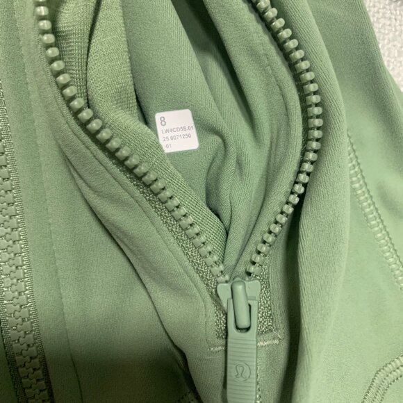 Lululemon NWT Define Jacket Nulu size 8 Desert Green - Picture 3 of 15